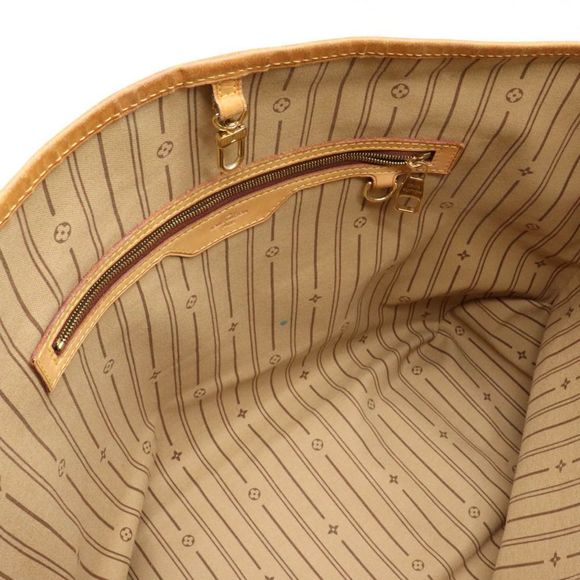 Louis Vuitton Monogram Delightful MM Shoulder Bag - Picture 4 of 7